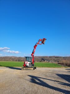 Pelle 6,4 Tonnes - Matériel pour débroussaillage - Particuliers et professionnels